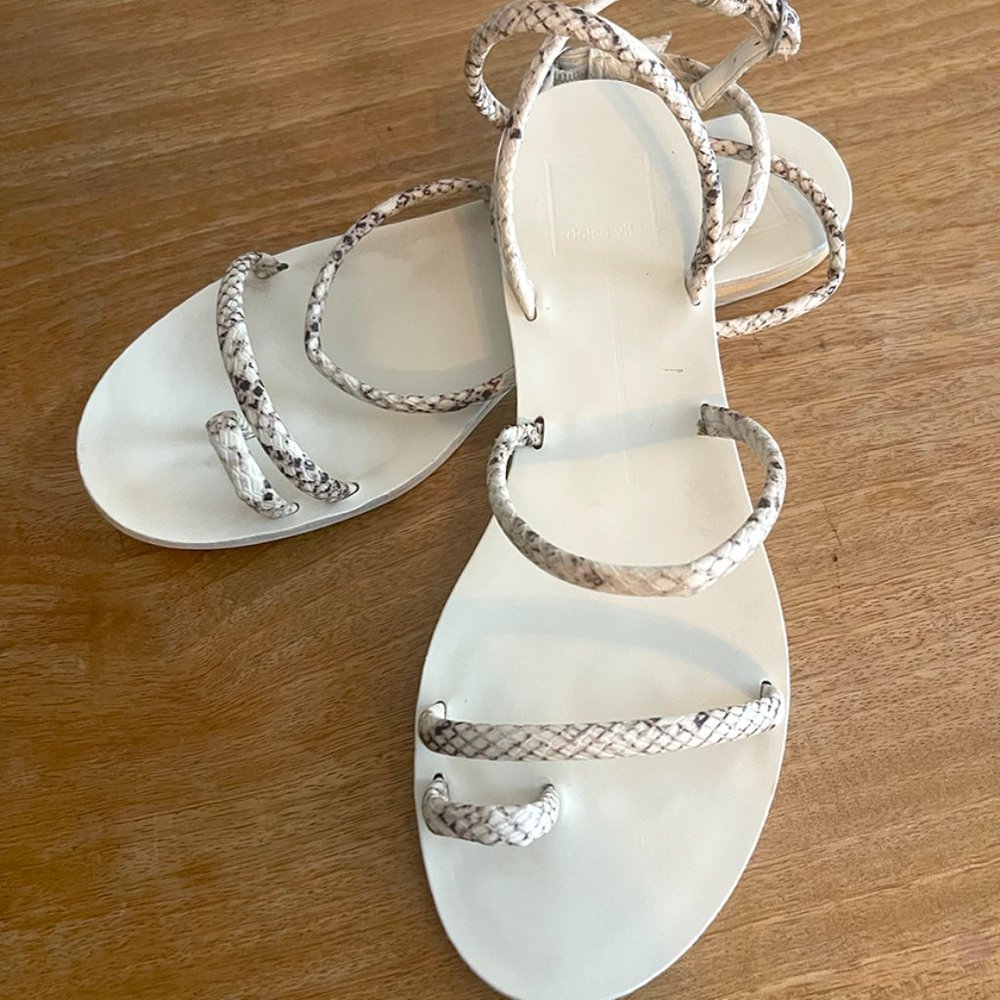 EUC Dolce Vita Snake Print Flat Sandal wrap around ankle 7.5